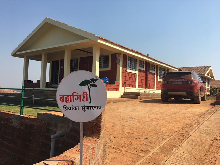 Mumbai-Goa Highway Ratnagiri bungalow